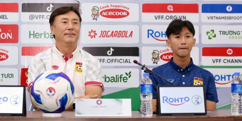 Việt Nam Vs Lào - HLV Ha Hyeok-Jun Quyết Tâm Chiến Thắng 2 Thầy trò HLV Ha Hyeok-jun nhập cuộc tự tin
